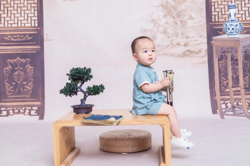 宣城四个月宝宝可以坐着吗 宣城四个月宝宝可以坐着吗